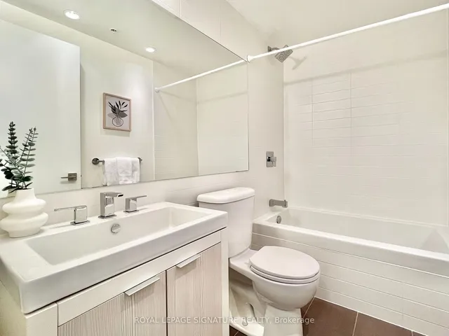 Additional property image - 130 Rusholme Rd Unit 507