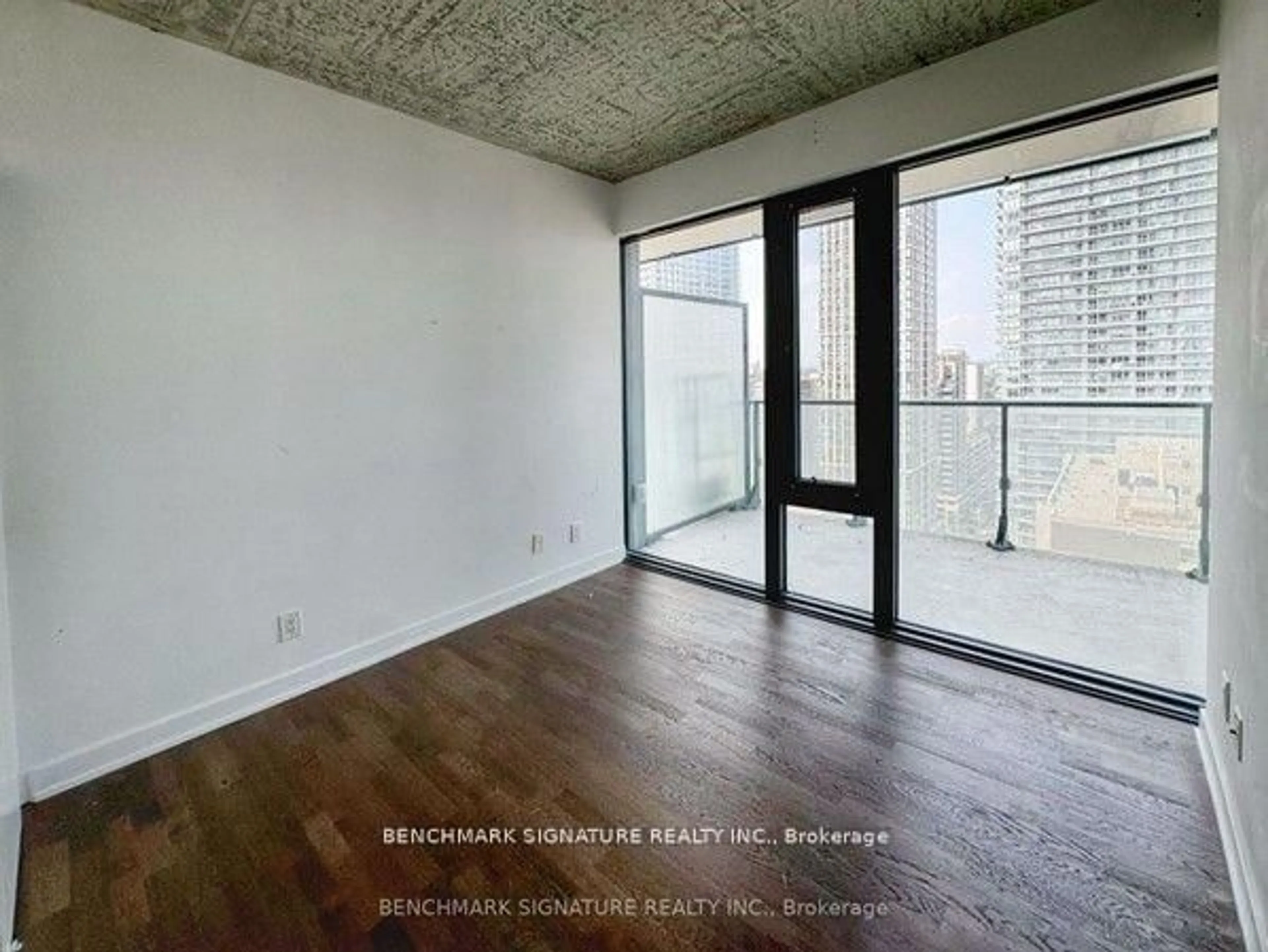 A pic of a room for 185 Roehampton Ave #1904, Toronto Ontario M4P 2K5