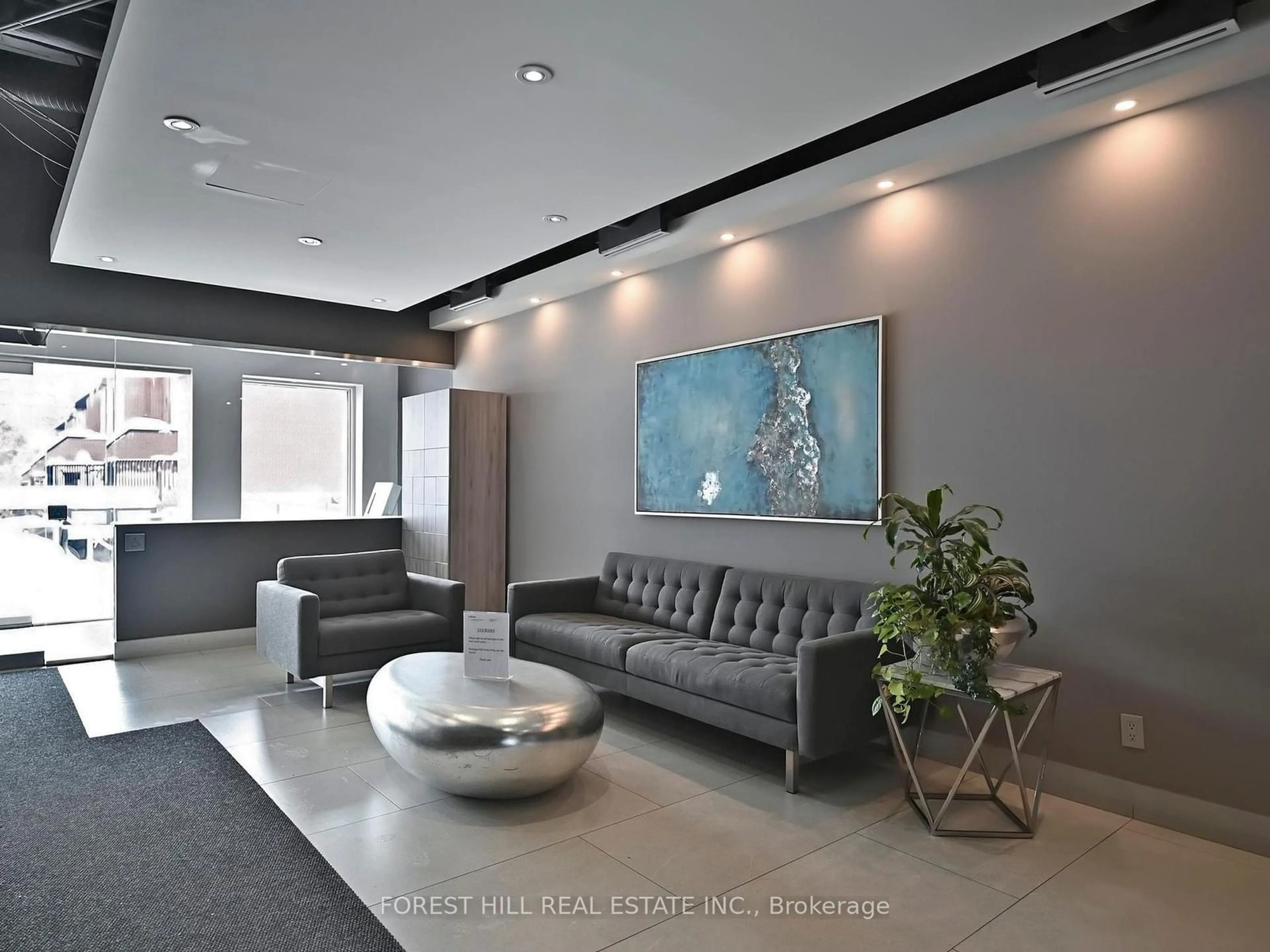 Lobby for 725 King St #901, Toronto Ontario M5V 2W9