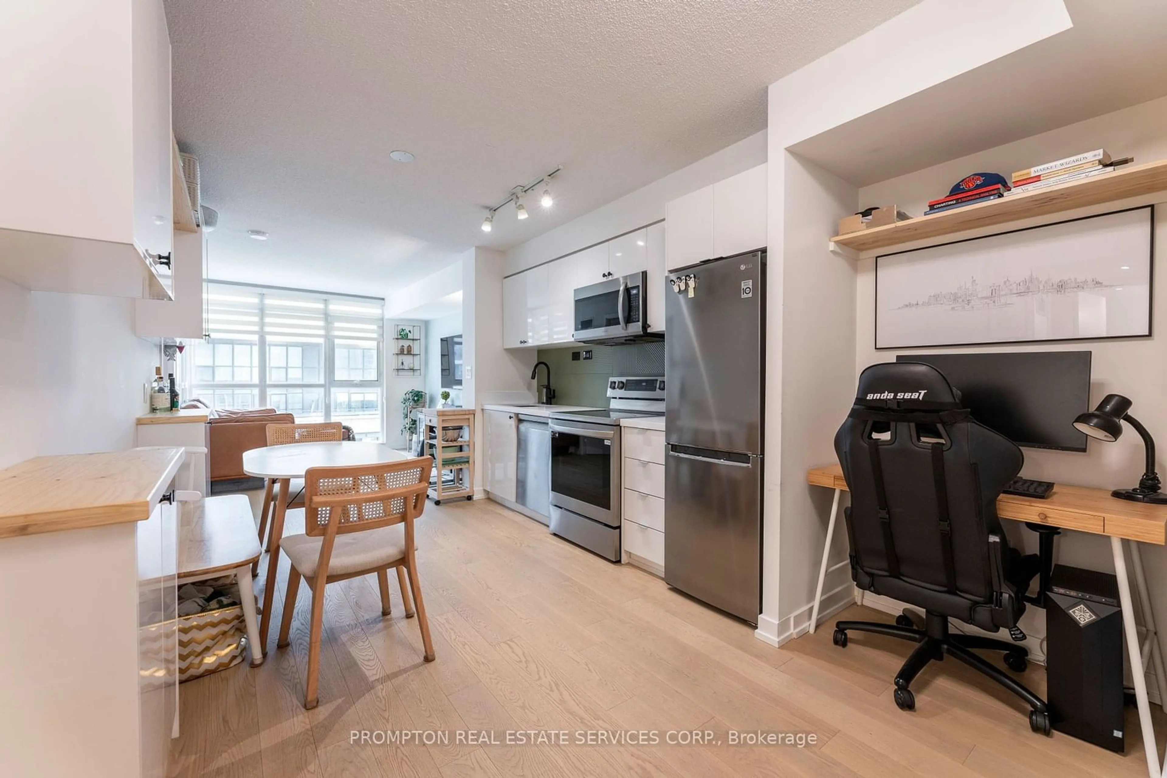 Open concept kitchen, unknown for 10 Capreol Crt #903, Toronto Ontario M5V 4B3