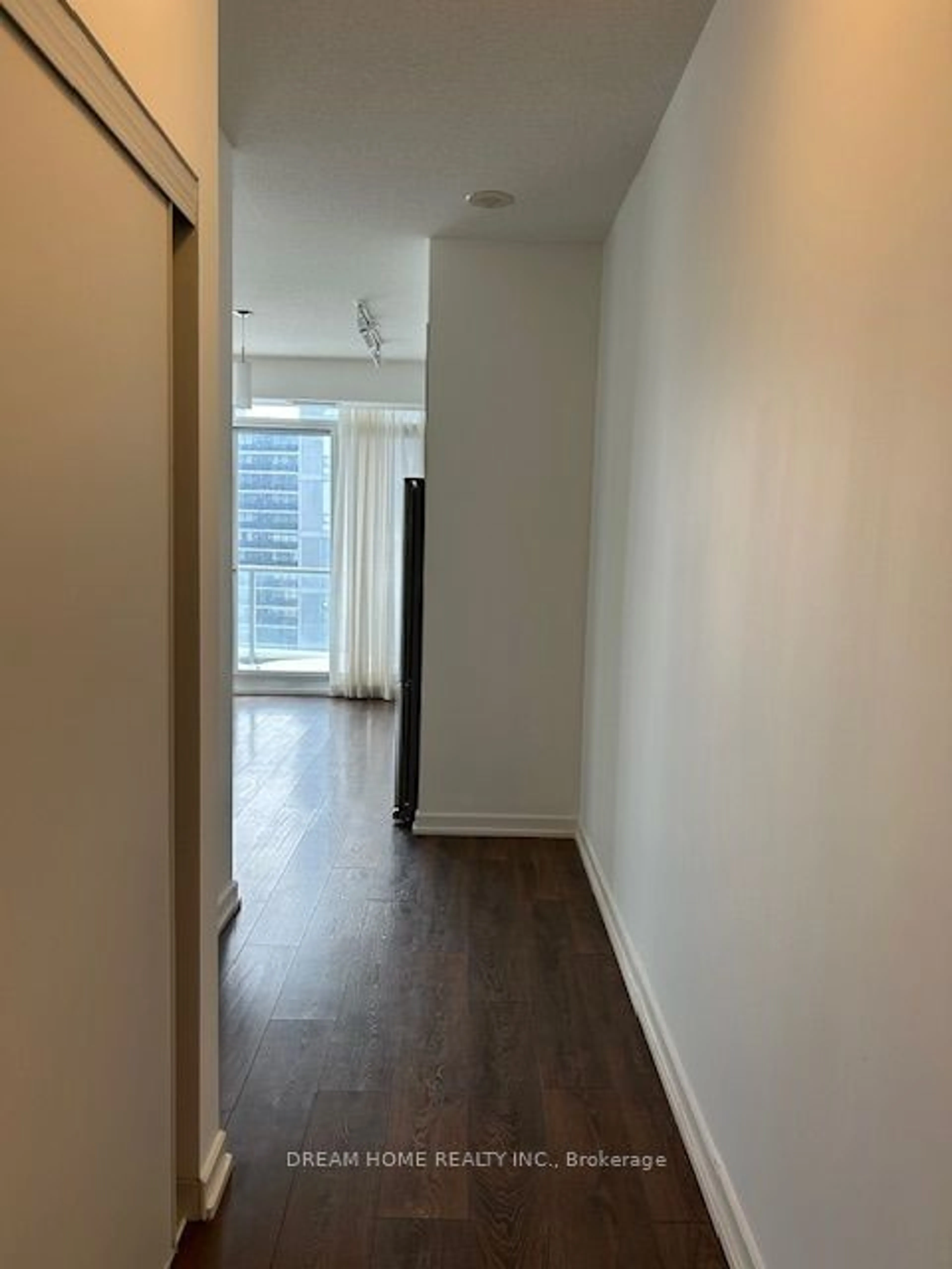 A pic of a room for 52 Forest Manor Rd #1105, Toronto Ontario M2J 0E2