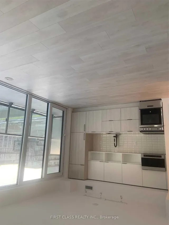 Additional property image - 180 Mill St Unit S804