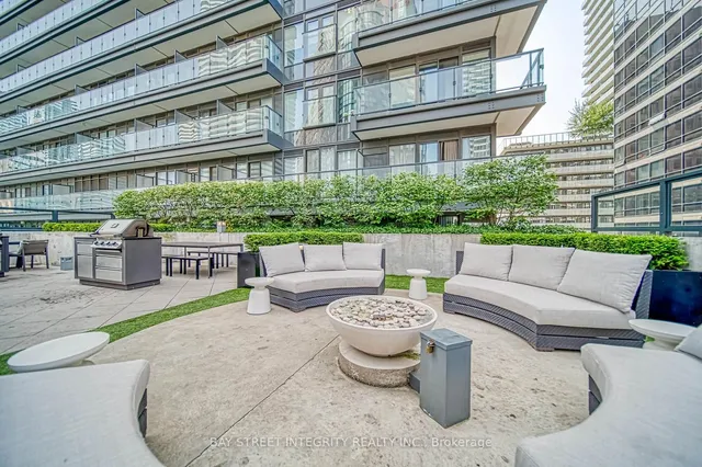 Additional property image - 955 Bay St Unit 604