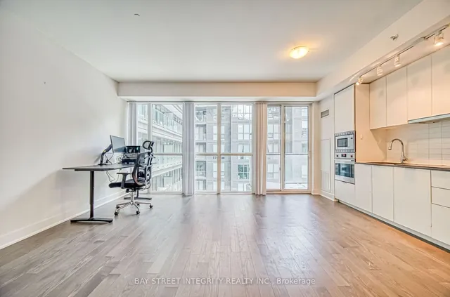 Additional property image - 955 Bay St Unit 604