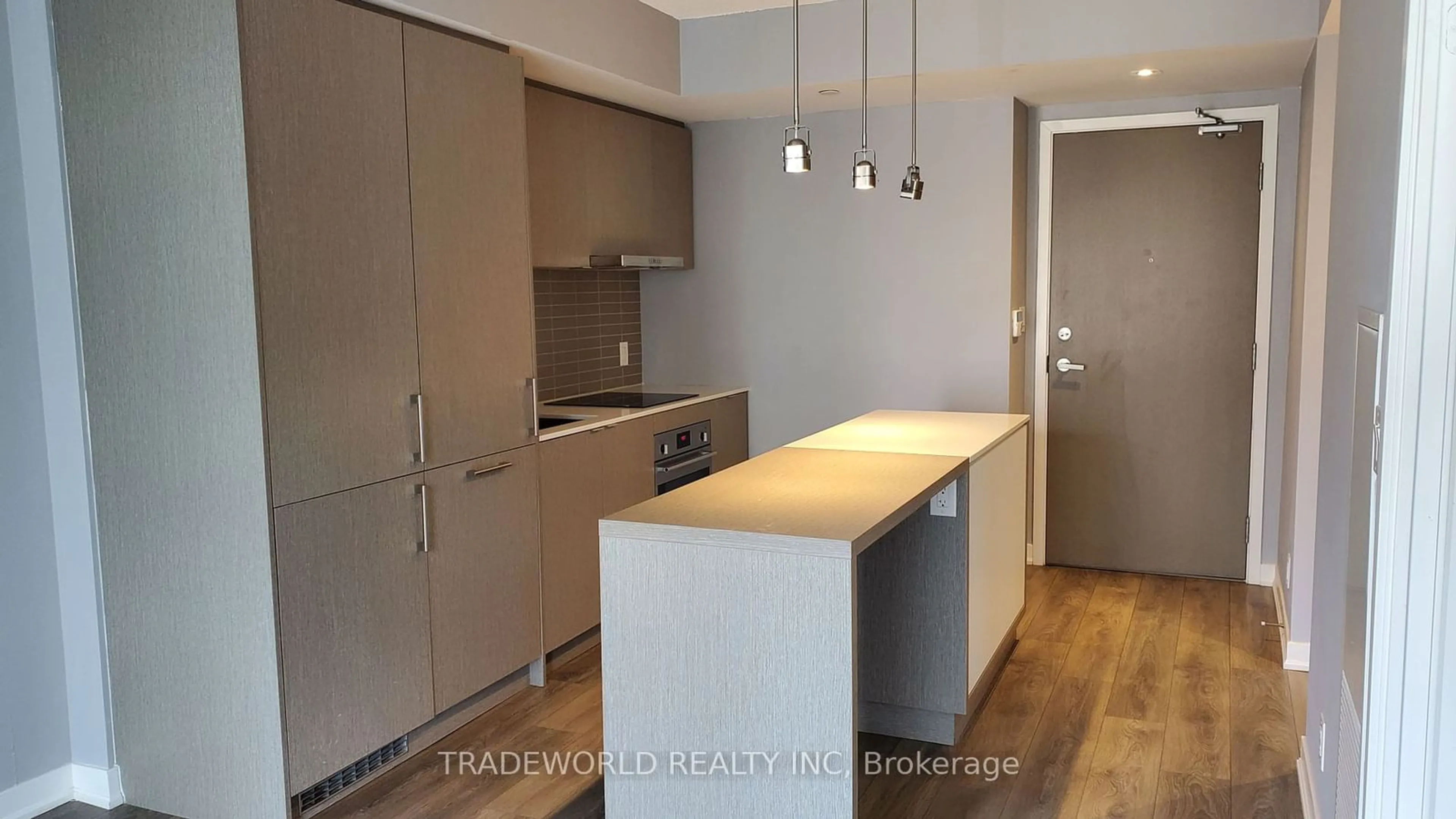 Standard kitchen, wood/laminate floor for 100 Harbour St #2703, Toronto Ontario M5J 0B5