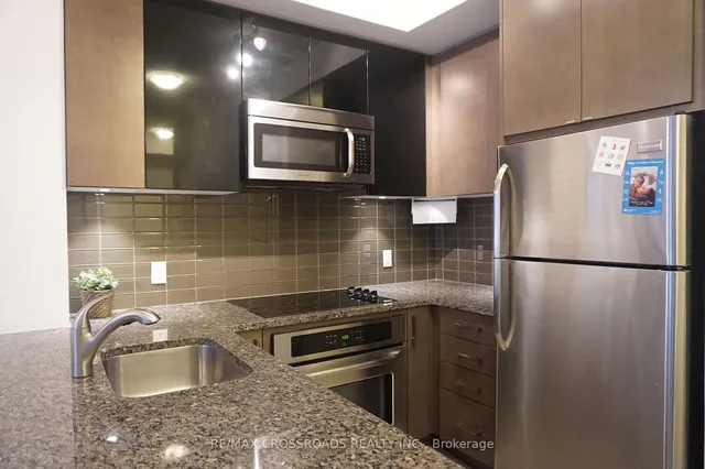 Additional property image - 89 Dunfield Ave Unit 804