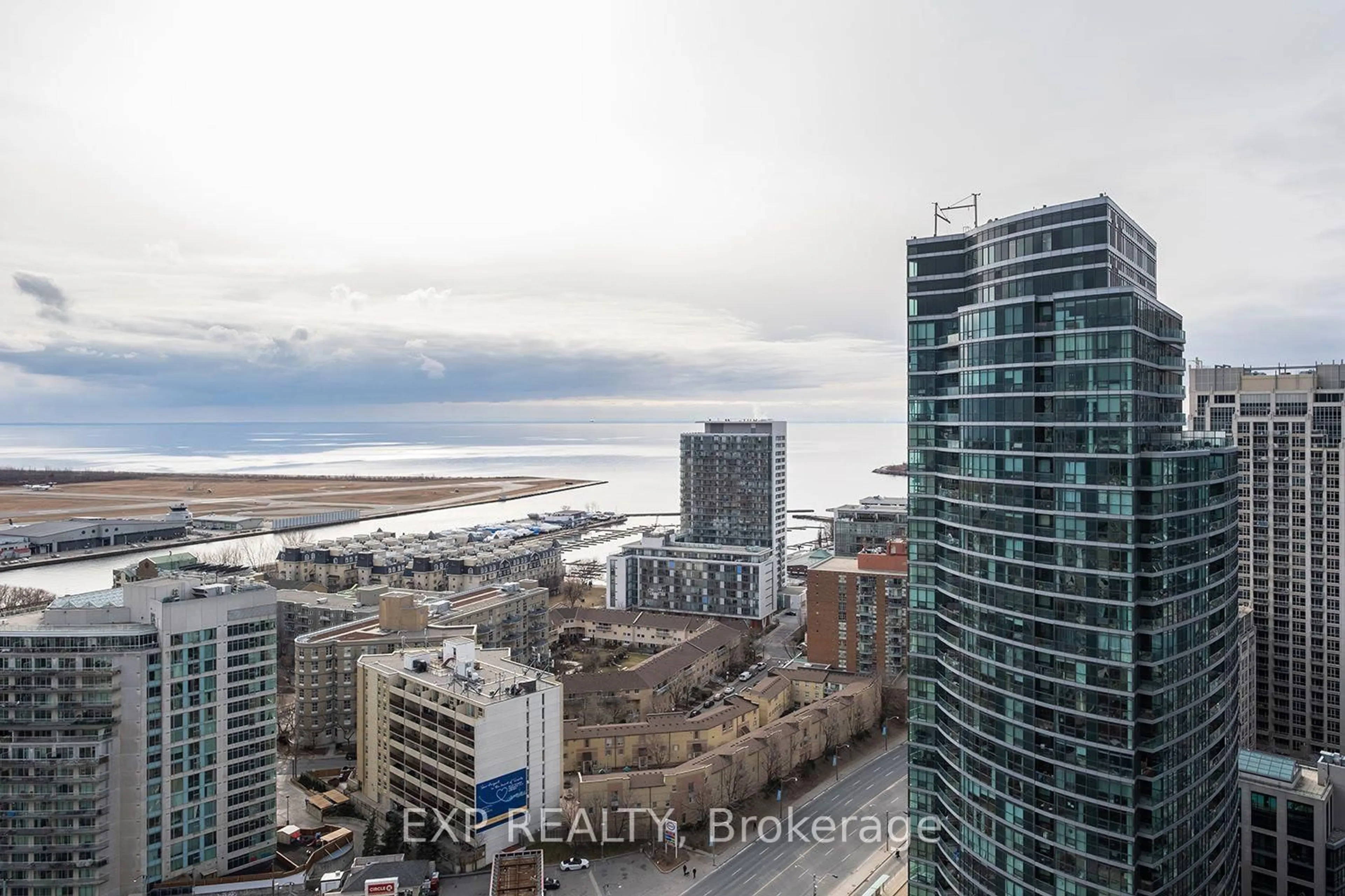 A pic from outside/outdoor area/front of a property/back of a property/a pic from drone, city buildings view from balcony for 17 Bathurst St #3103, Toronto Ontario M5V 0N1