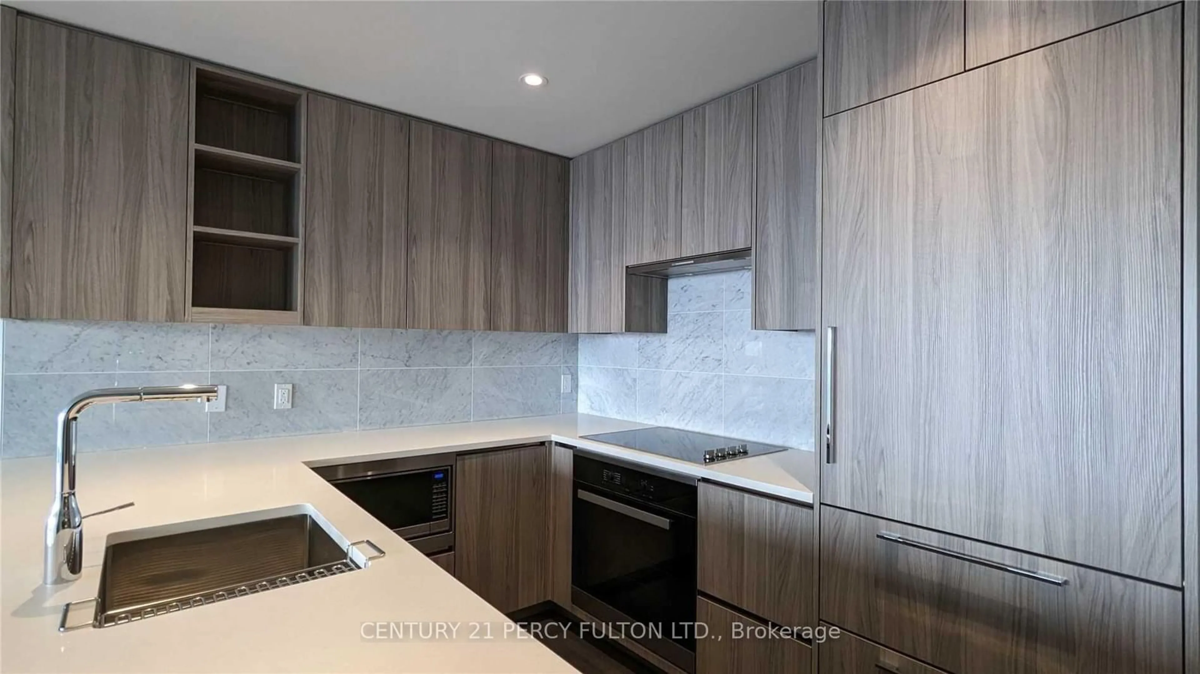 Standard kitchen, wood/laminate floor for 95 Mcmahon Dr #3303, Toronto Ontario M2K 0H2