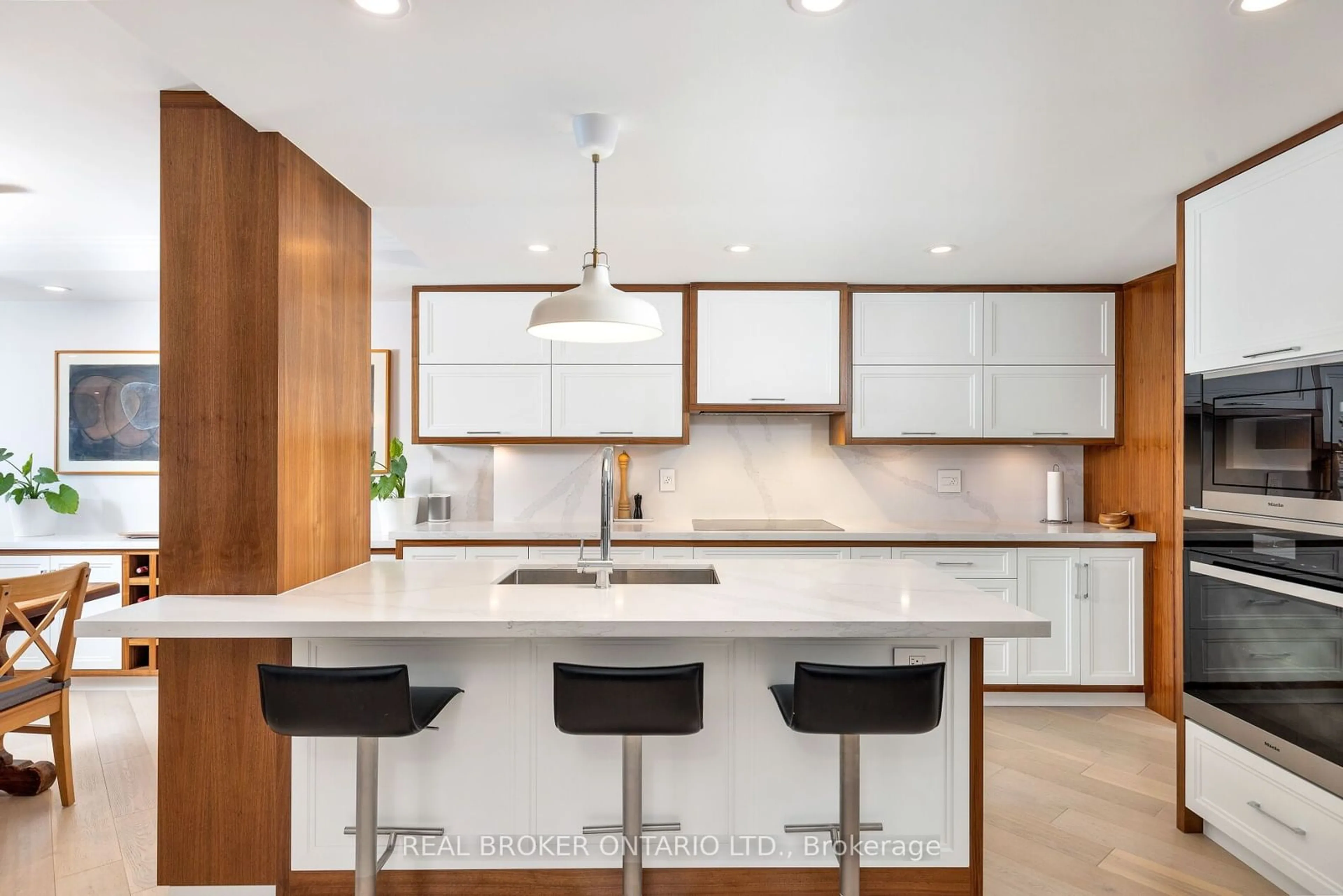 Contemporary kitchen, unknown for 160 Frederick St #507, Toronto Ontario M5A 4H9