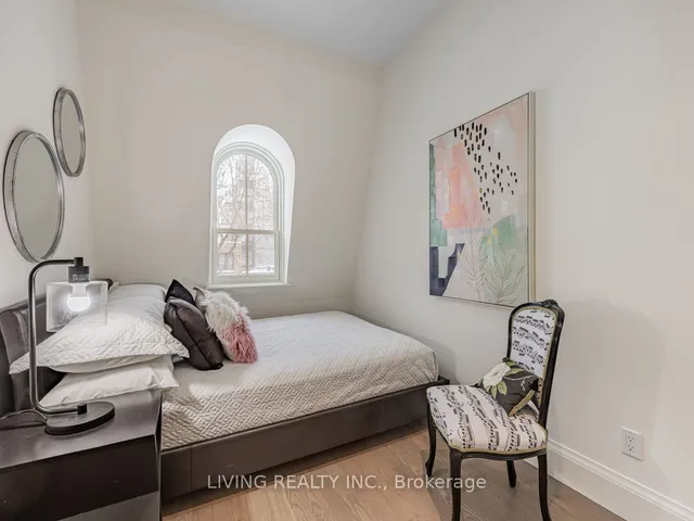 Additional property image - 52 Argyle St
