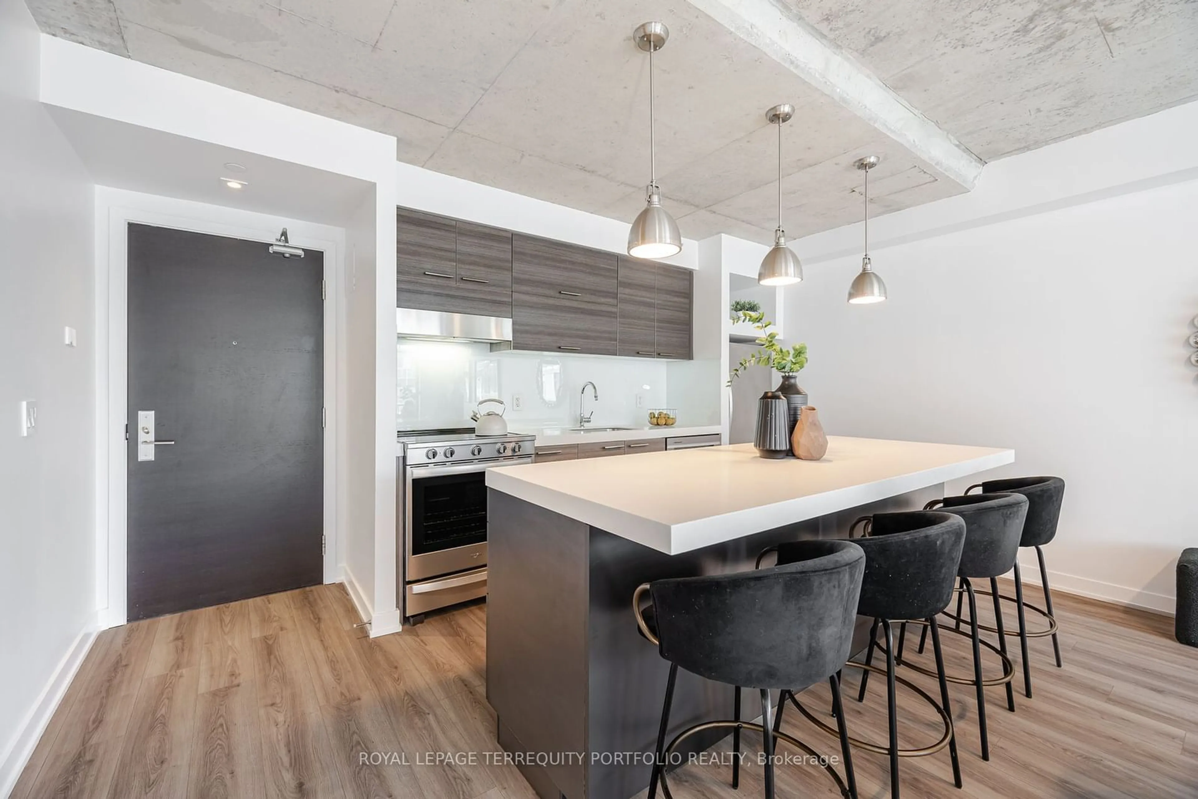 Open concept kitchen, unknown for 55 Stewart St #823, Toronto Ontario M5V 2V1