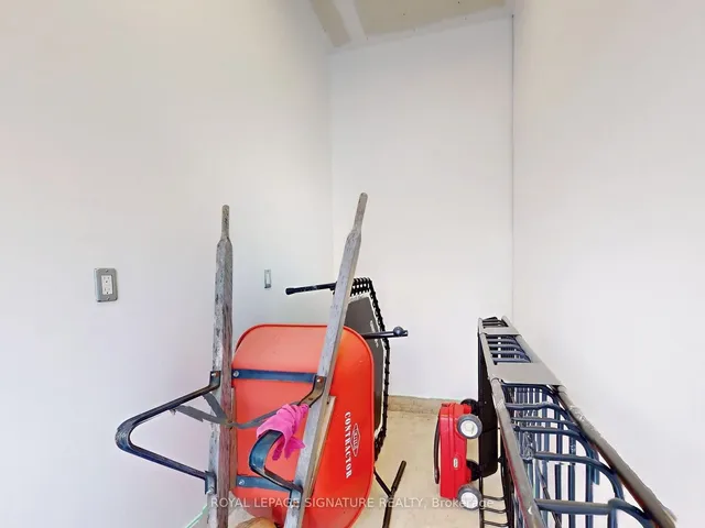 Additional property image - 198 Major St