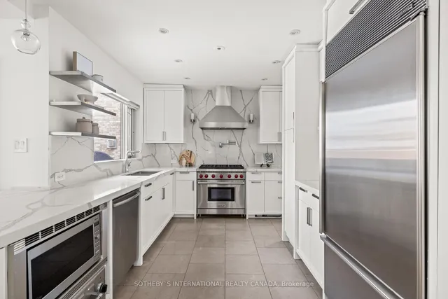 Additional property image - 208 Hillhurst Blvd