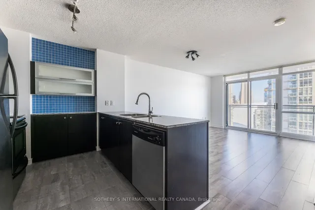 Additional property image - 11 Brunel Crt Unit 3608