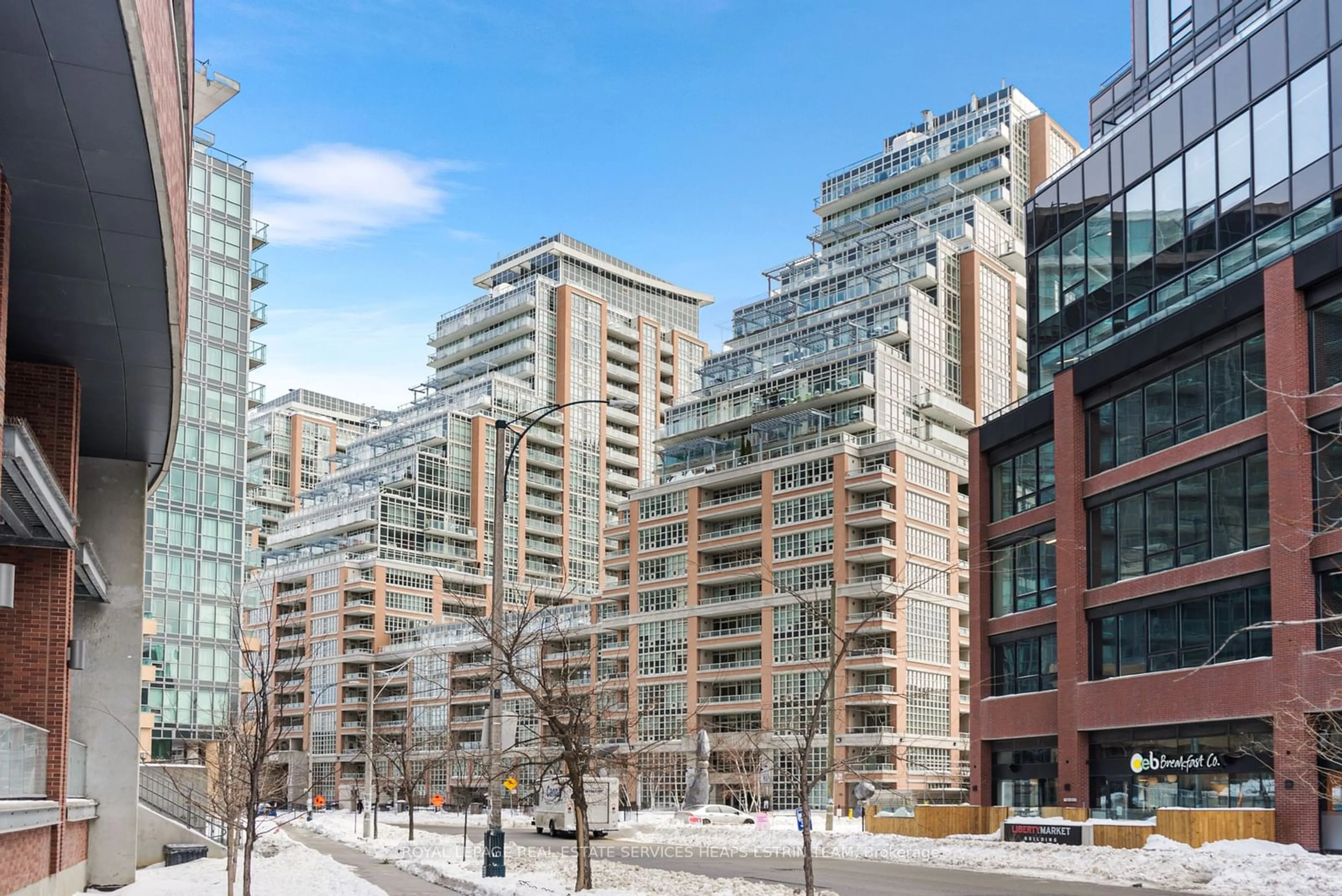 Patio, city buildings view from balcony for 85 East Liberty St #1303, Toronto Ontario M6K 3R4