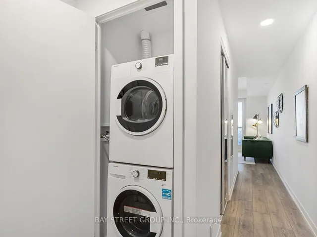 Additional property image - 2020 Bathurst St Unit 1912