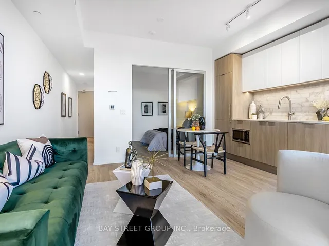 Additional property image - 2020 Bathurst St Unit 1912