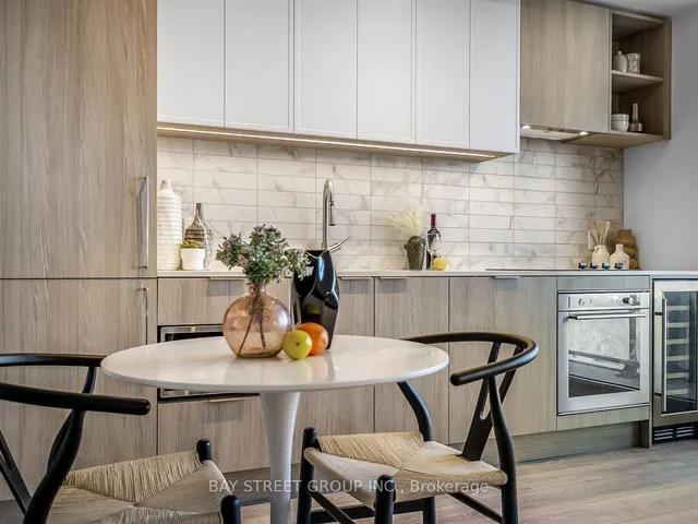 Additional property image - 2020 Bathurst St Unit 1912