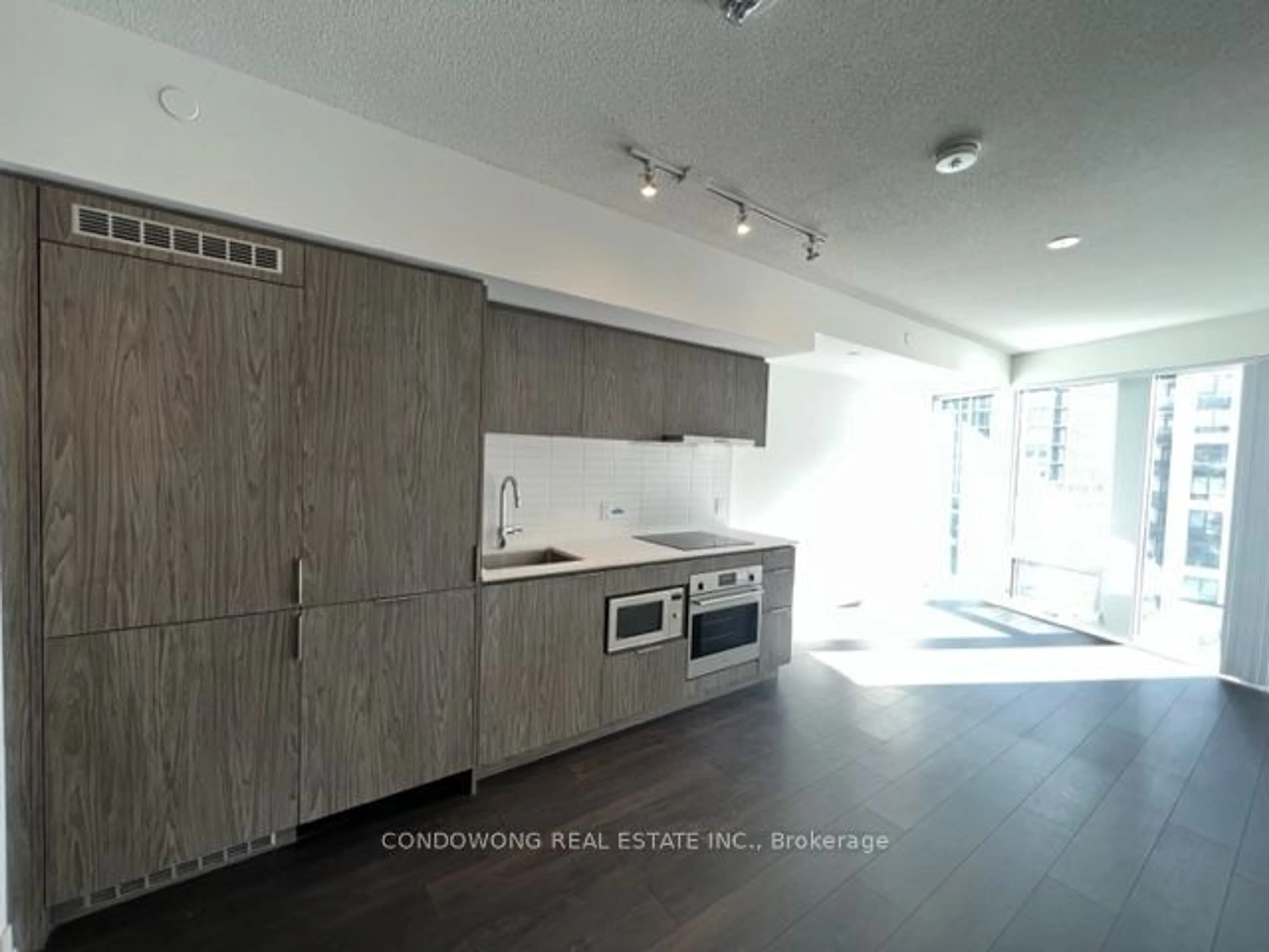 Open concept kitchen, unknown for 60 Shuter St #1103, Toronto Ontario M5B 0B7