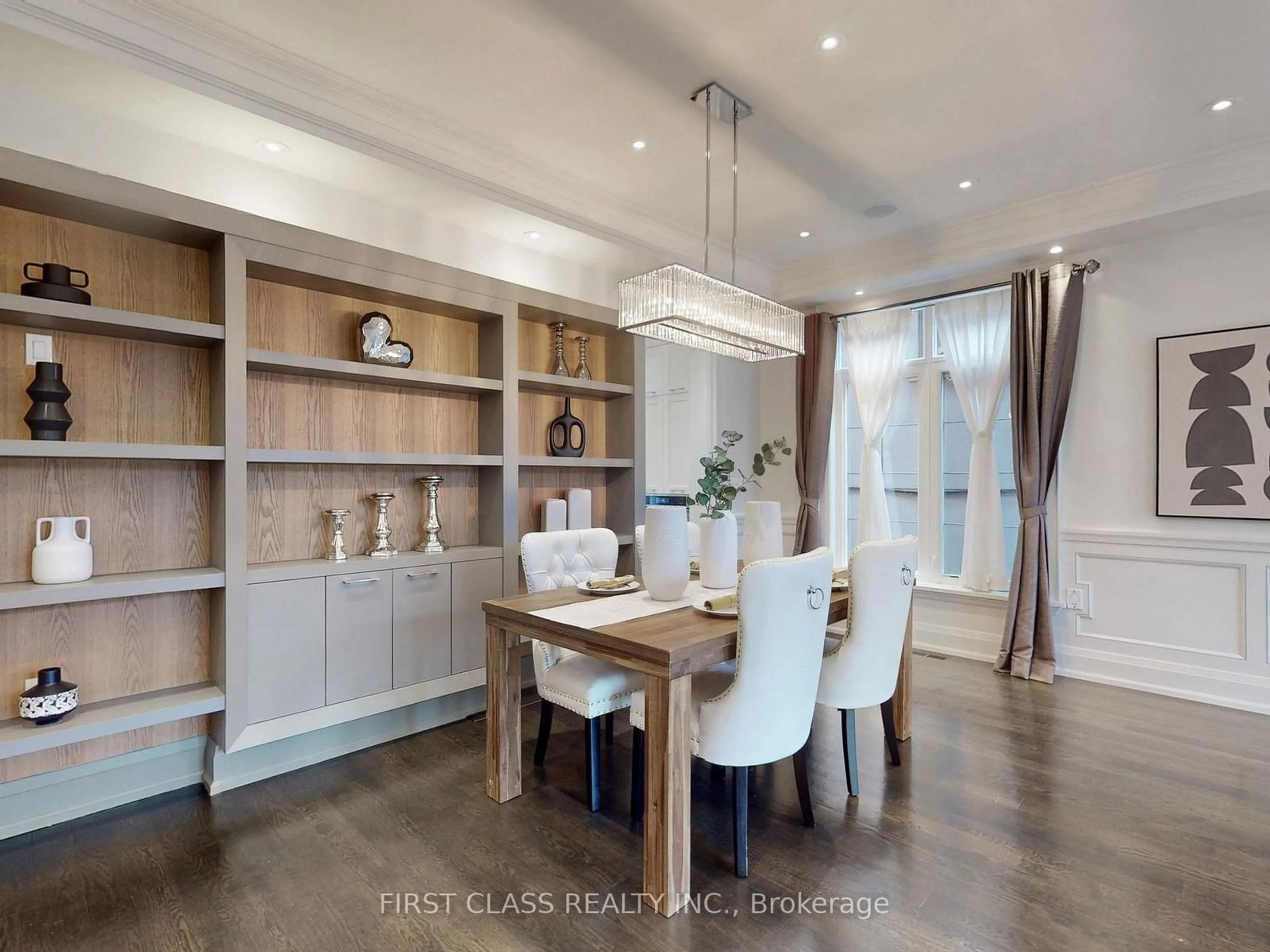 Dining room, wood/laminate floor for 504 Broadway Ave, Toronto Ontario M4G 2R8