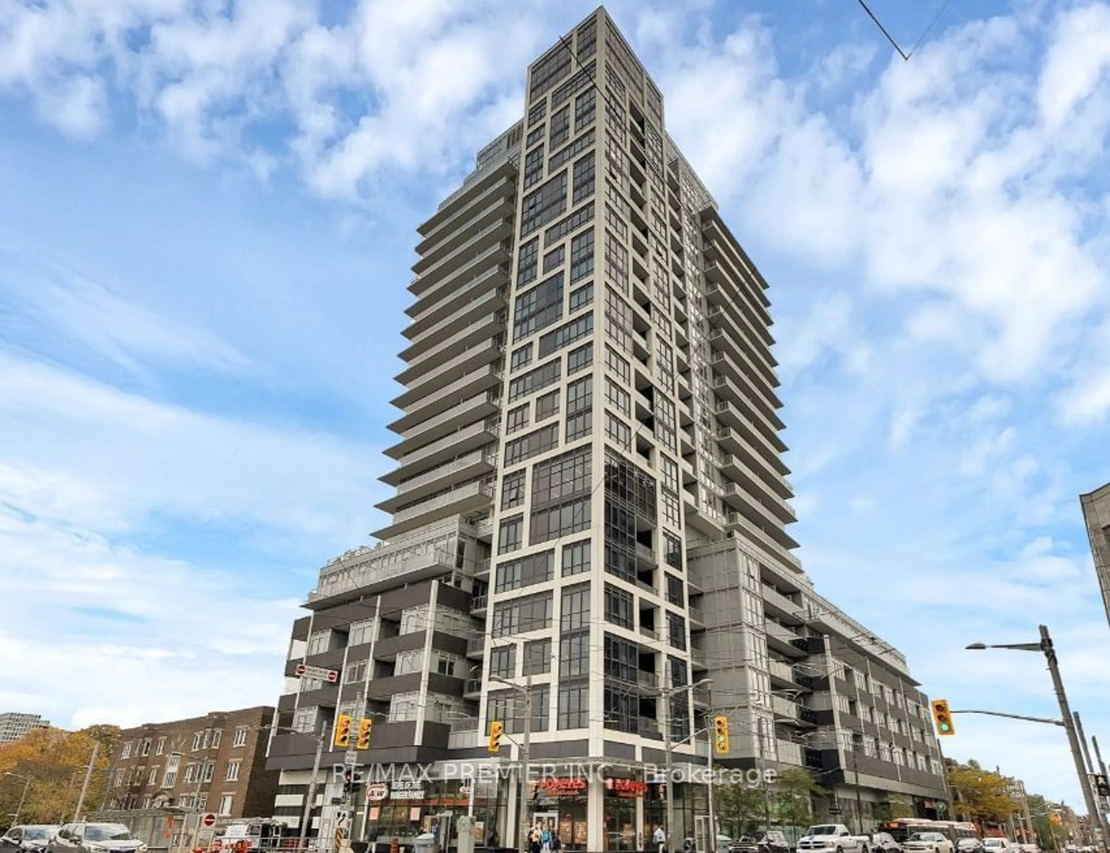 Unknown for 501 St Clair Ave #1509, Toronto Ontario M5P 0A2