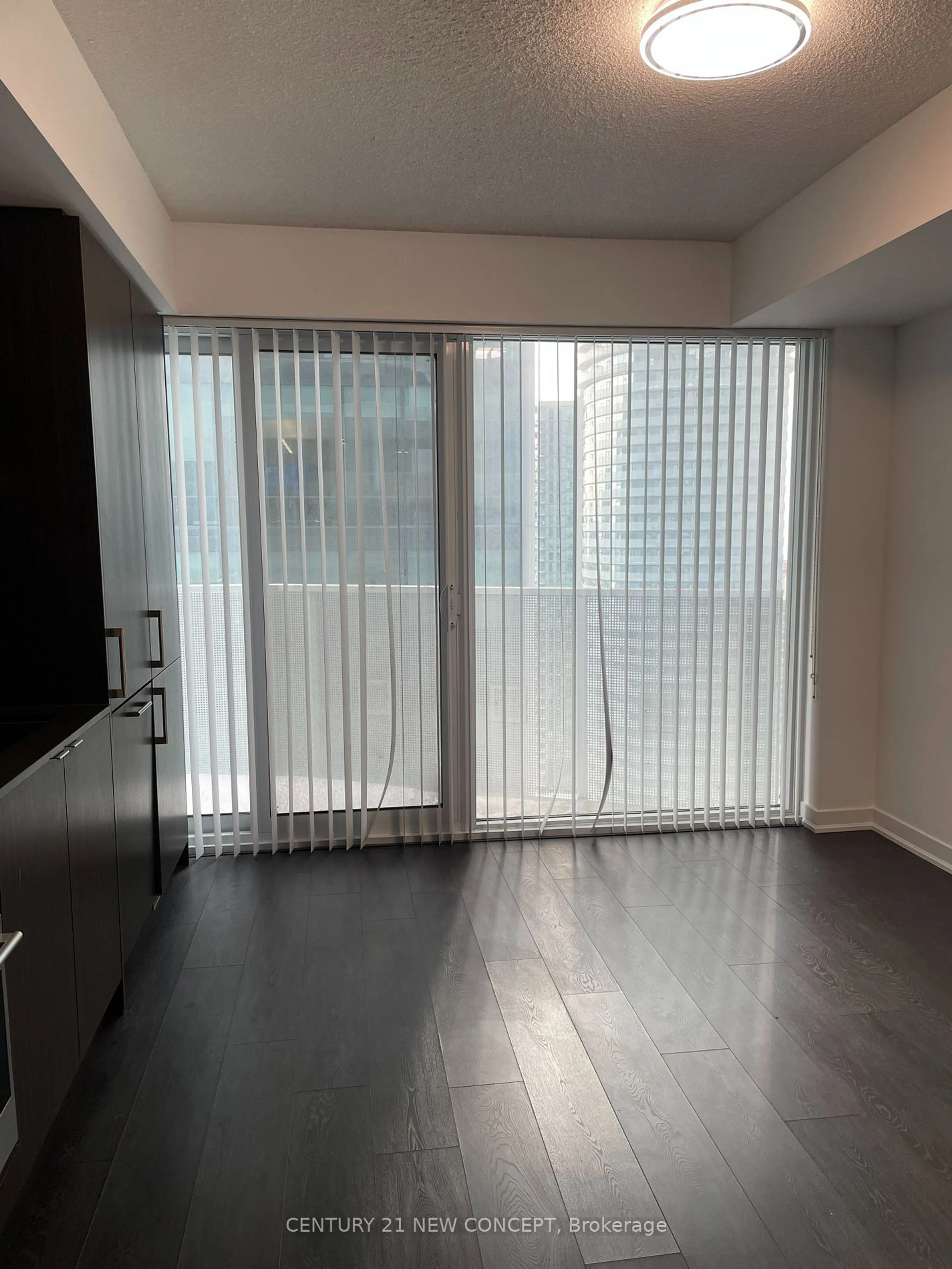 A pic of a room for 100 Harbour St #2311, Toronto Ontario M5J 0B5