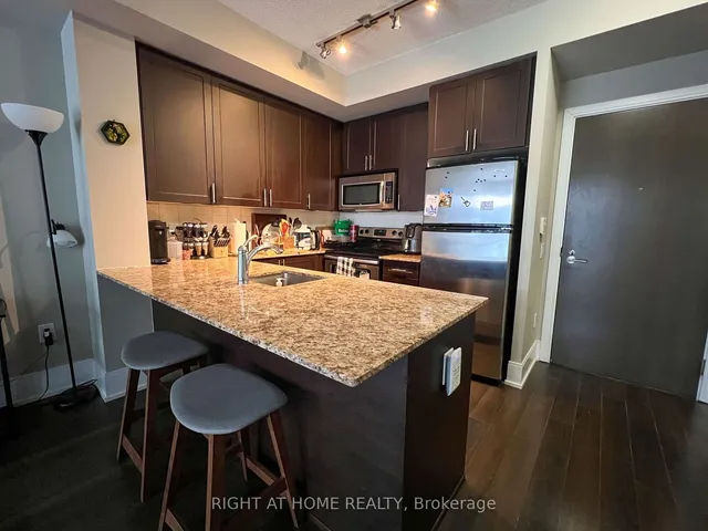 Additional image 8 of 560 Front St Unit 1002