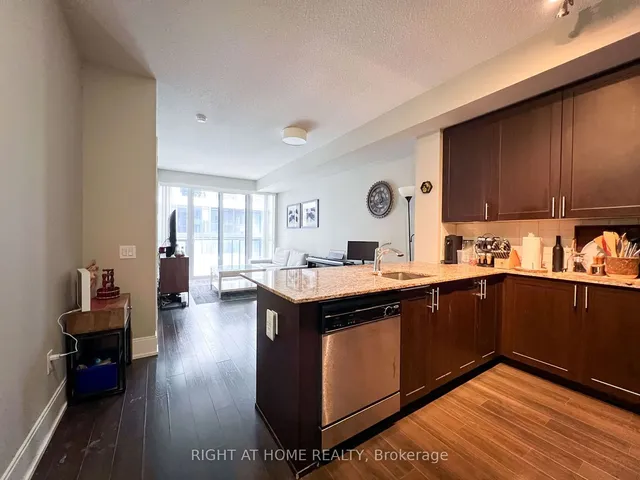 Additional image 11 of 560 Front St Unit 1002
