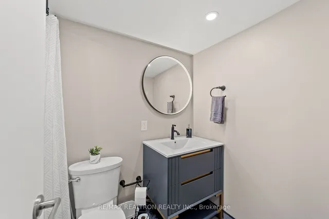 Additional property image - 130 Neptune Dr Unit 1501