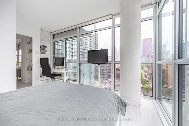 Additional property image - 39 Sherbourne St Unit 907