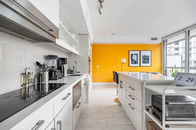 Additional property image - 39 Sherbourne St Unit 907