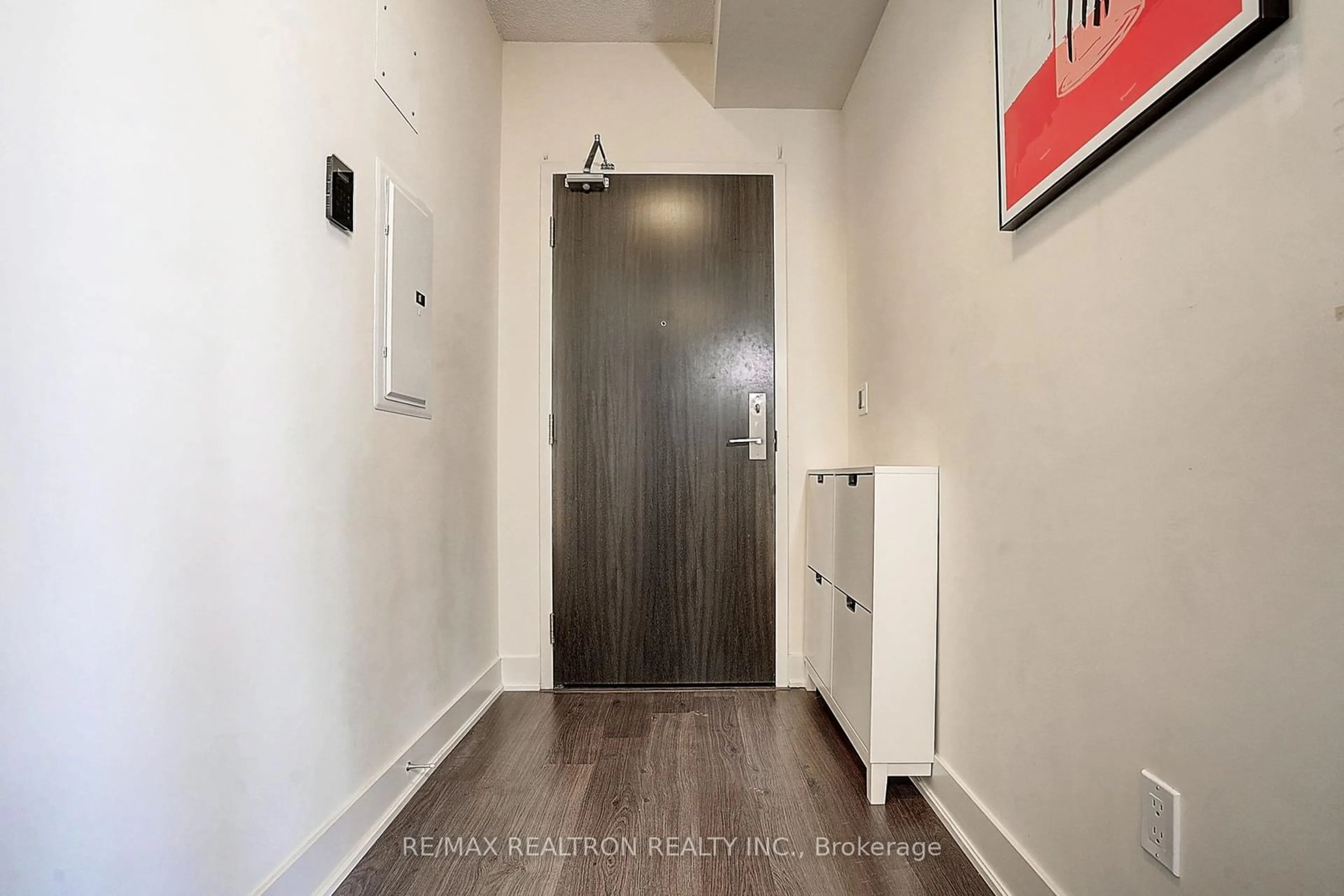 Indoor entryway for 88 Sheppard Ave #3507, Toronto Ontario M2N 0G9