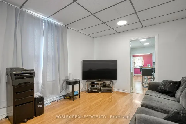 Additional property image - 94 Saint Clarens Ave