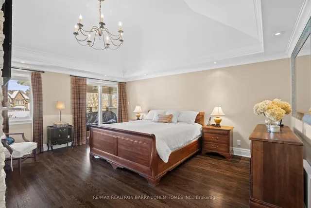 Additional property image - 72 Teddington Park Ave