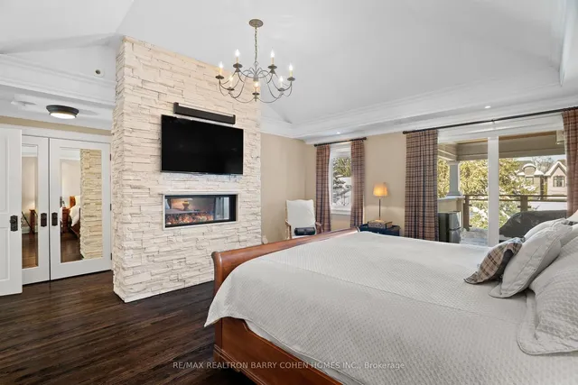 Additional property image - 72 Teddington Park Ave