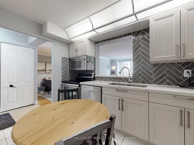 Additional property image - 5418 yonge St Unit 617