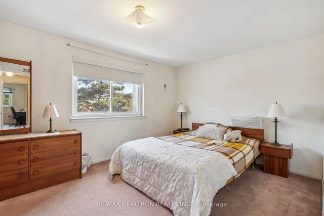 Additional property image - 5 Nebula Starway
