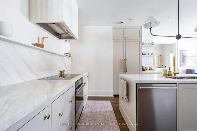 Additional property image - 105 Lascelles Blvd