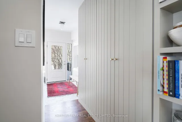 Additional property image - 105 Lascelles Blvd