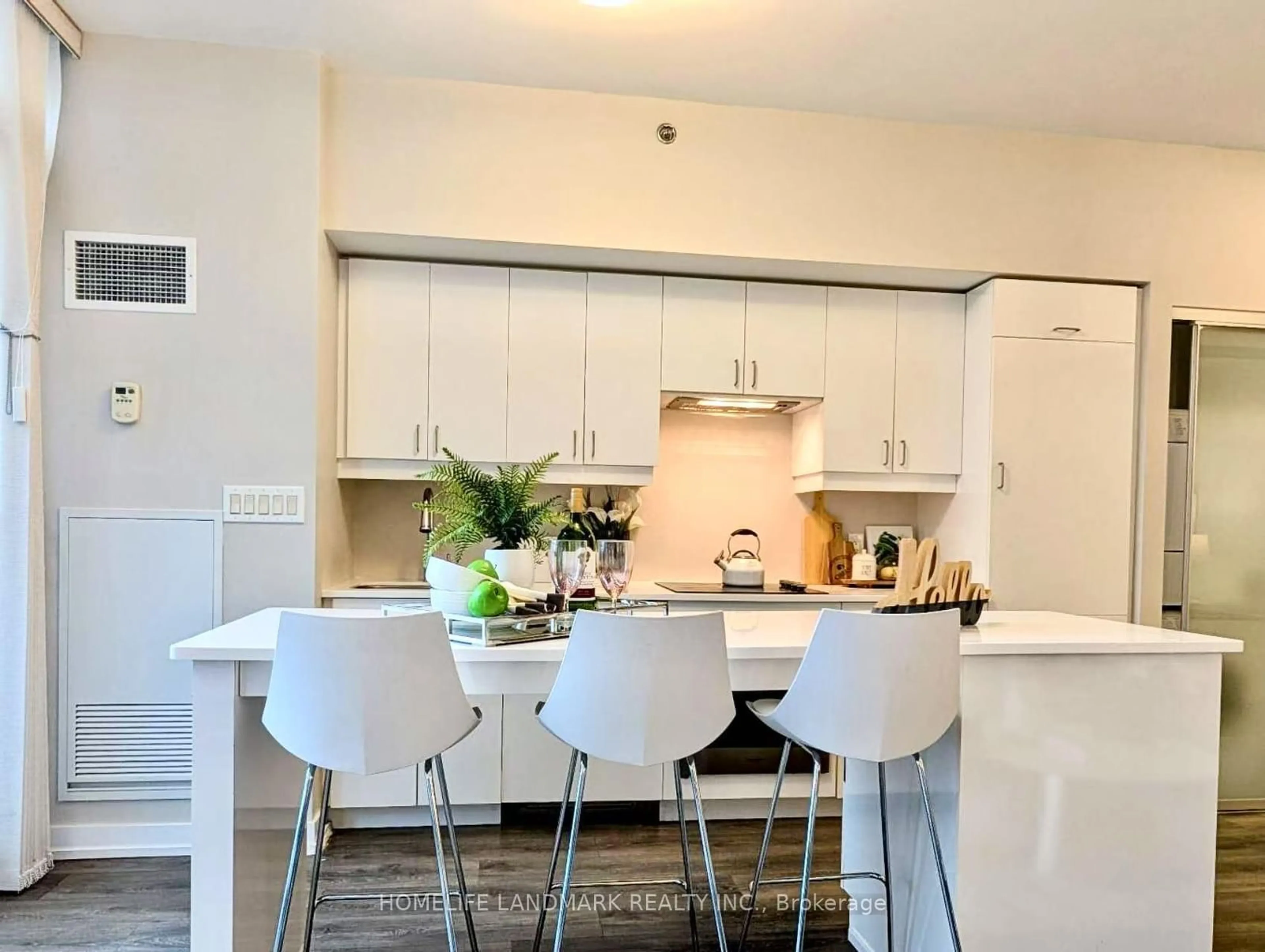 Open concept kitchen, unknown for 426 University Ave #2702, Toronto Ontario M5G 1S9