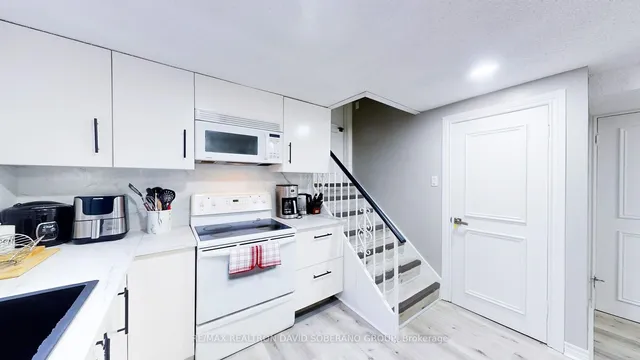 Additional property image - 134 Hove St