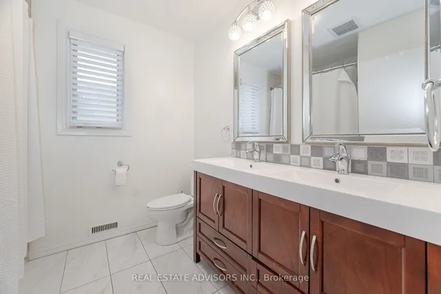 Additional property image - 7 Foxwarren Dr