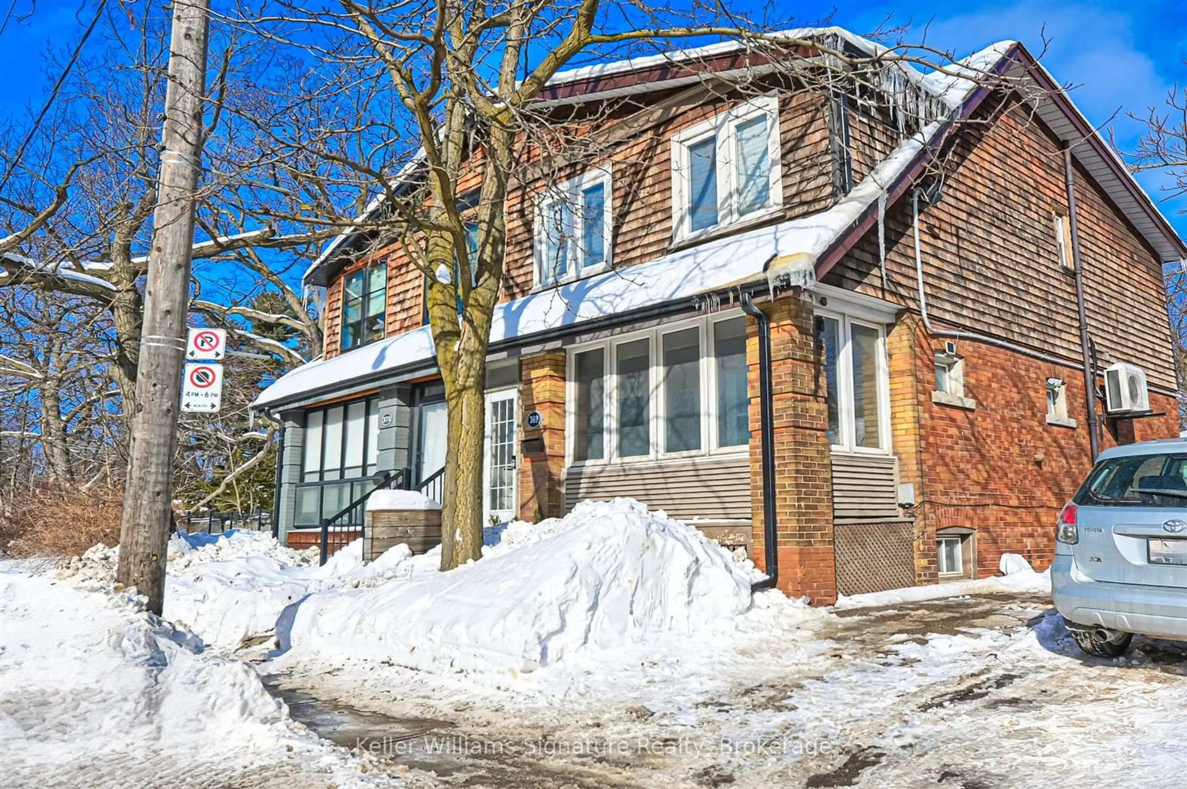 Home with brick exterior material, street for 369 Mount Pleasant Rd, Toronto Ontario M4T 2C9