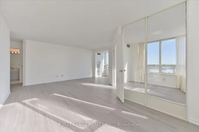 Additional property image - 7 Bishop Ave Unit 1805