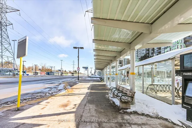 Additional property image - 7 Bishop Ave Unit 1805