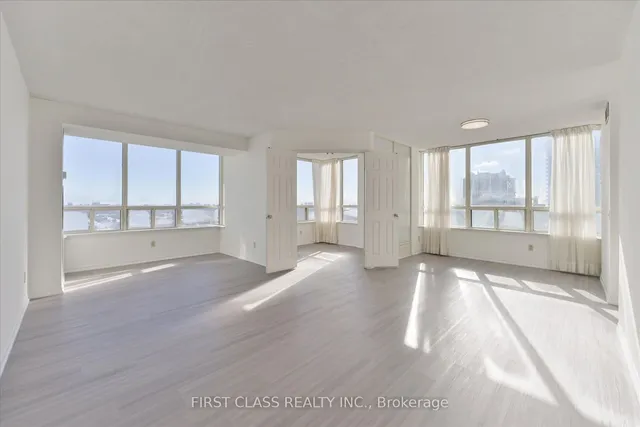 Additional property image - 7 Bishop Ave Unit 1805