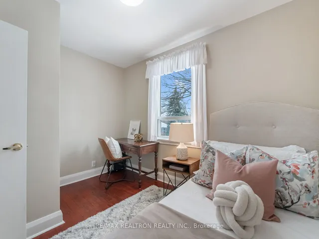 Additional property image - 28 Graymar Ave