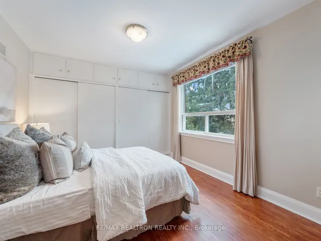 Additional property image - 28 Graymar Ave