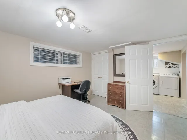 Additional property image - 28 Graymar Ave