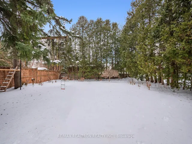 Additional property image - 28 Graymar Ave